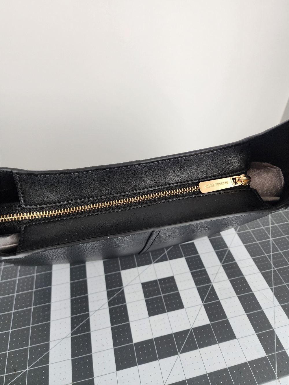 Michael Kors Alice Black Leather Zip Shoulder Bag New With Tags Structured Purse - Picture 11 of 11